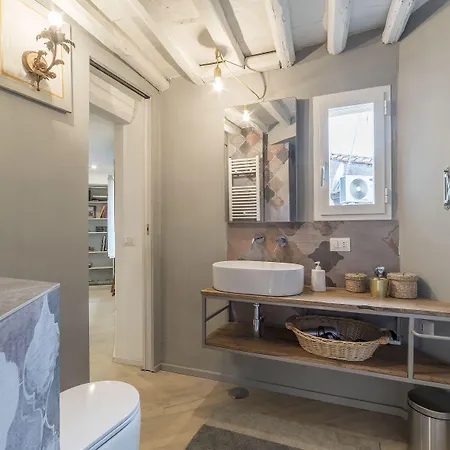 Guesthost - Piazza Venezia&colosseum Loft * Rome