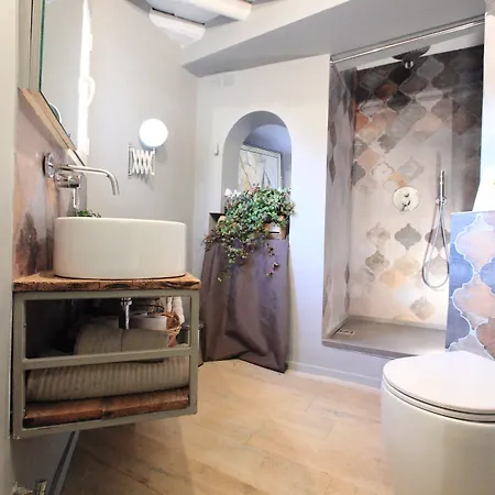 Guesthost - Piazza Venezia&colosseum Loft Rome