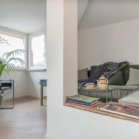 Guesthost - Piazza Venezia&colosseum Loft *