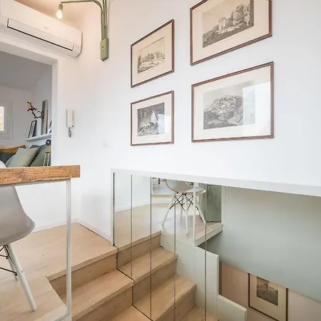 Guesthost - Piazza Venezia&colosseum Loft Rome