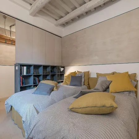 Guesthost - Piazza Venezia&colosseum Loft Apartment *