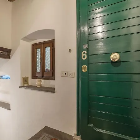 Guesthost - Piazza Venezia&colosseum Loft